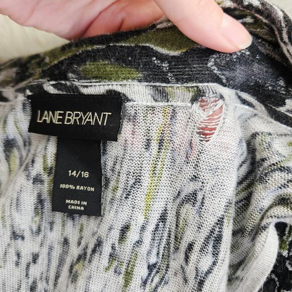 Lane Bryant Sleeveless Open Front Cardigan Vest Abstract Print Drape Hem 14/16 - Picture 11 of 11
